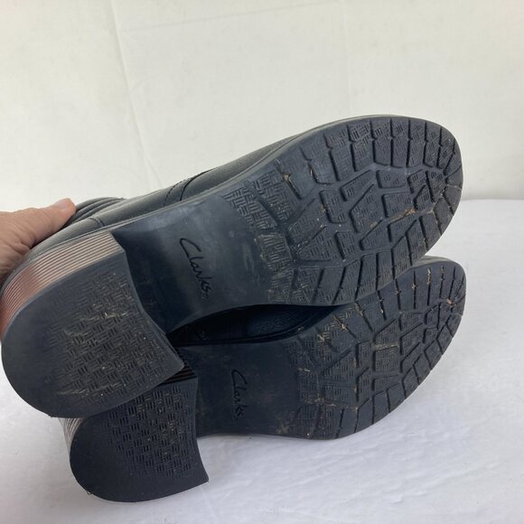Clarks Womens Ankle Bootie Sz 8 Leather Side Zip Block Heel Black Leather - Picture 7 of 7
